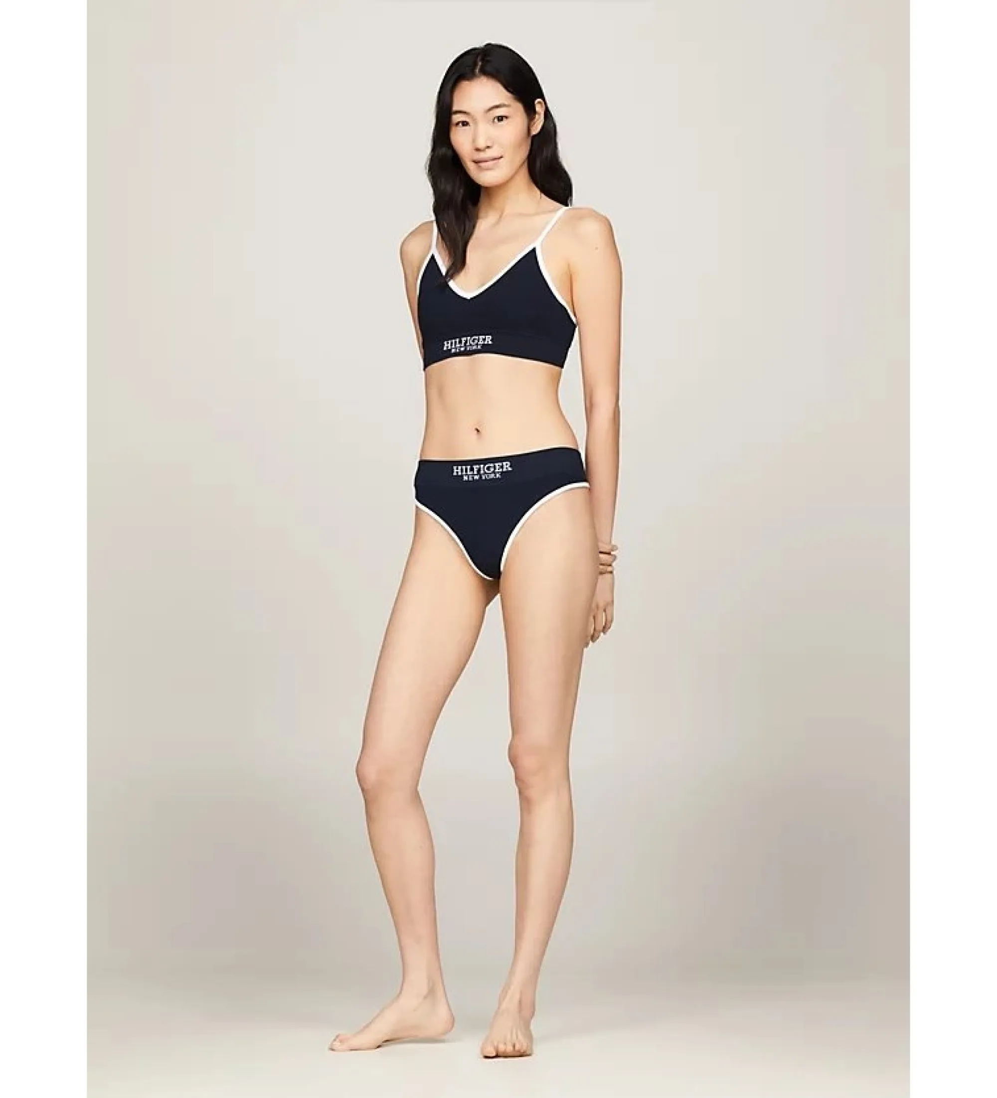 Tanga con monotipo Hilfiger marino