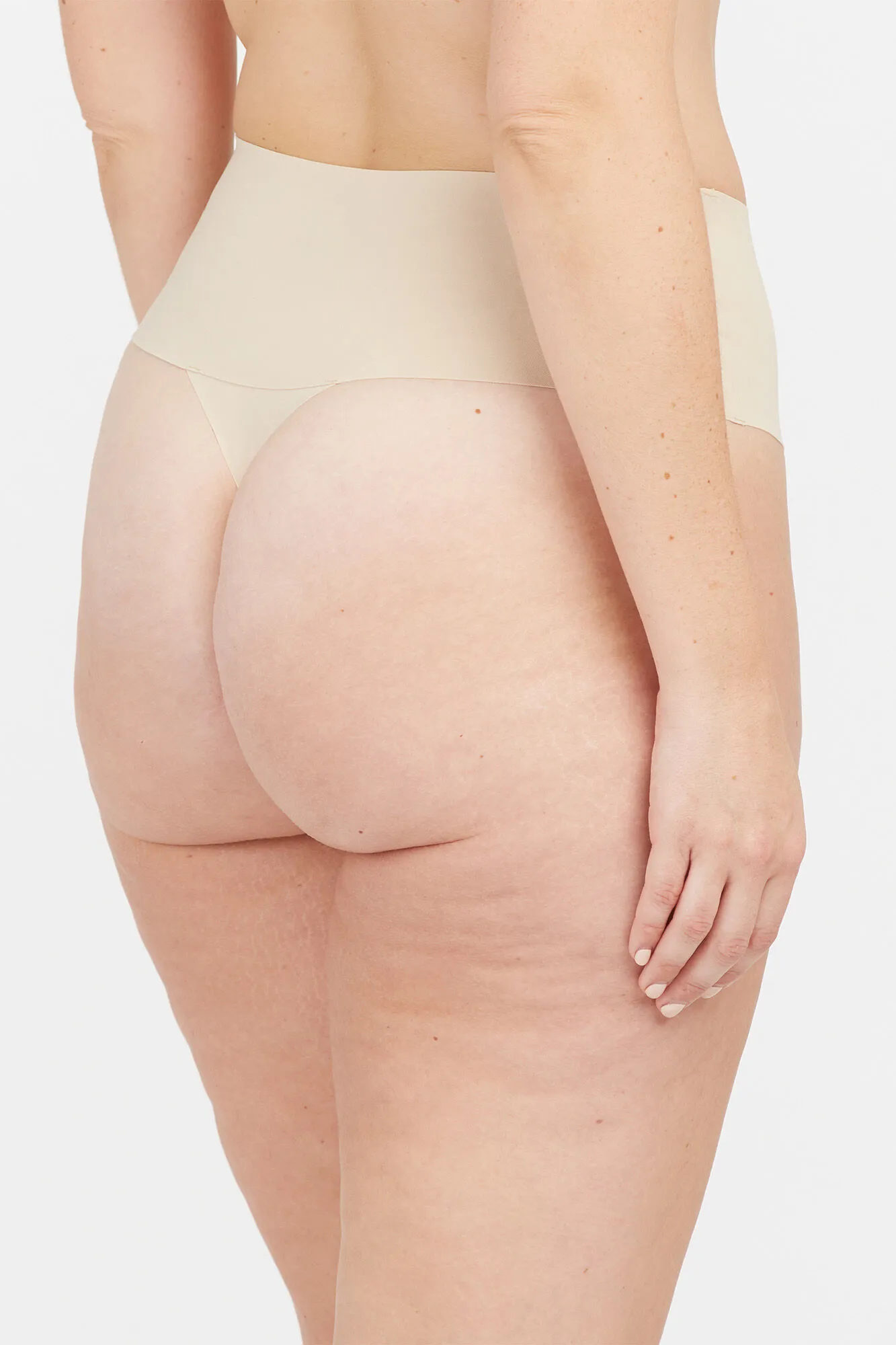 Tanga moldeador invisible nude Spanx