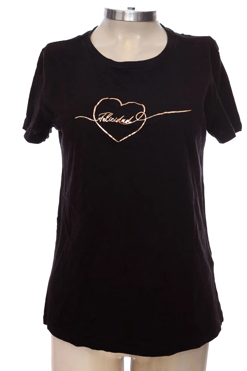 TOP / CAMISETA COLOR NEGRO  PEOPLE
