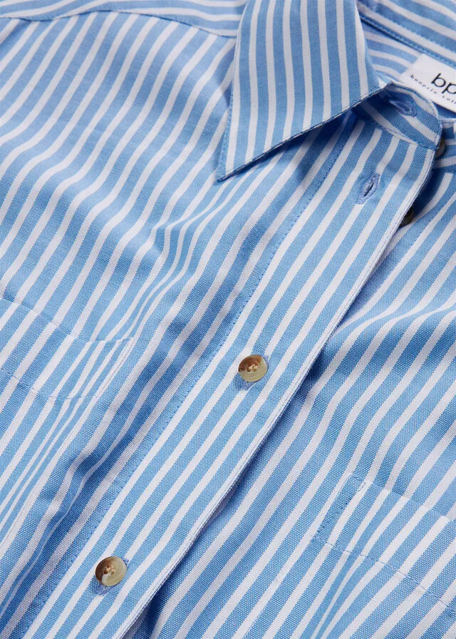 VESTIDO CAMISERO DE RAYAS CON CORDóN AZUL PROVENZALBLANCO DE RAYAS
