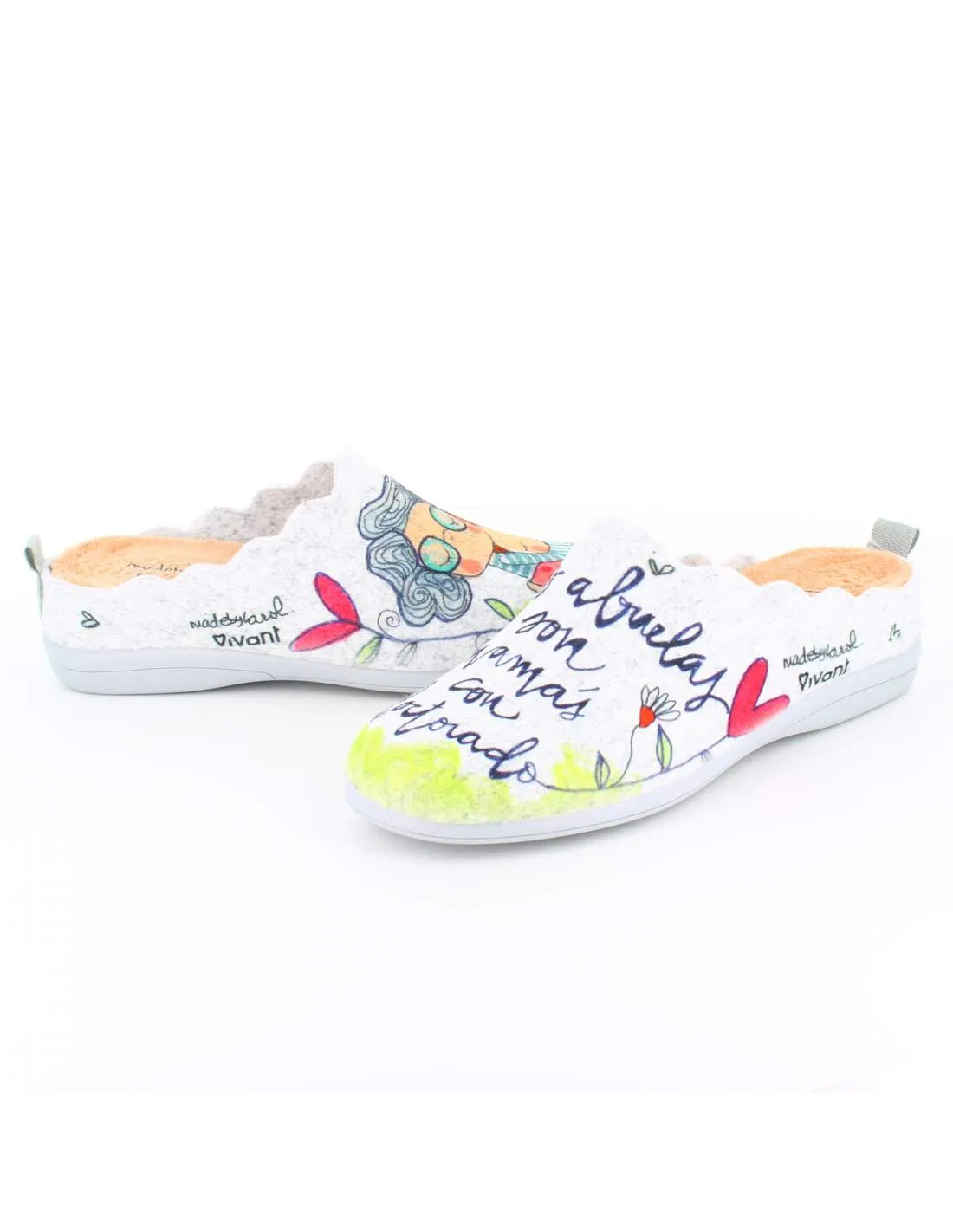 Zapatilla de Casa "Las abuelas son mamás con doctorado" Fieltro Gris