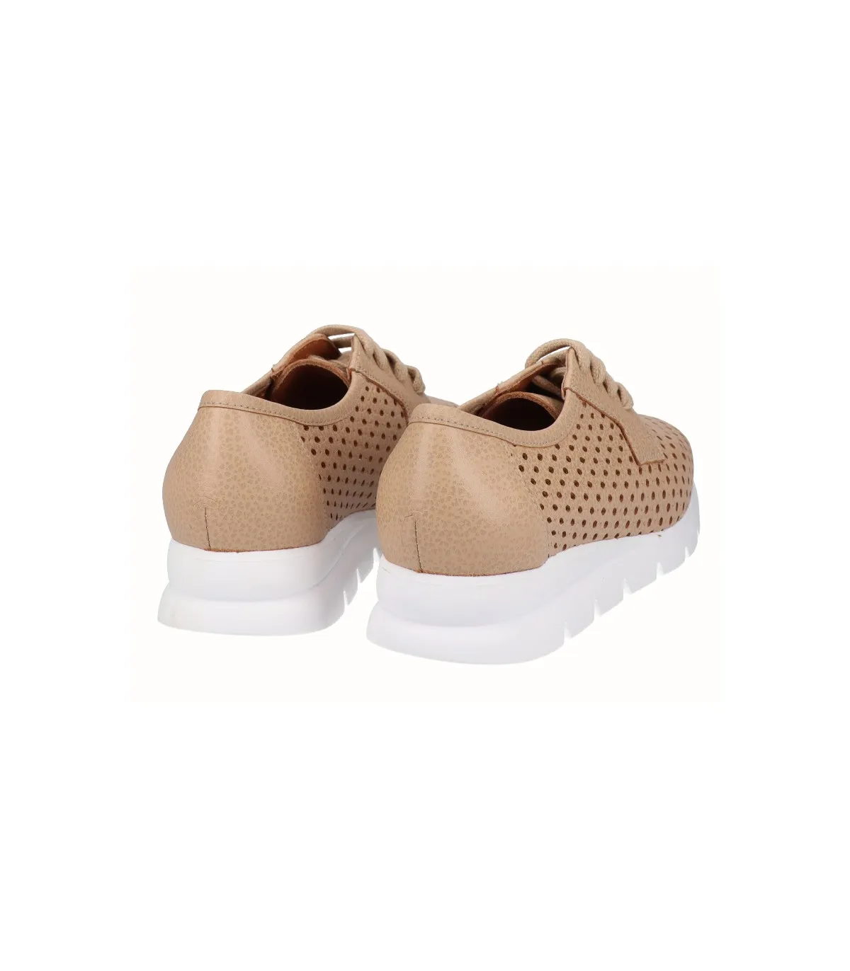Zapato deportivo camel perforado