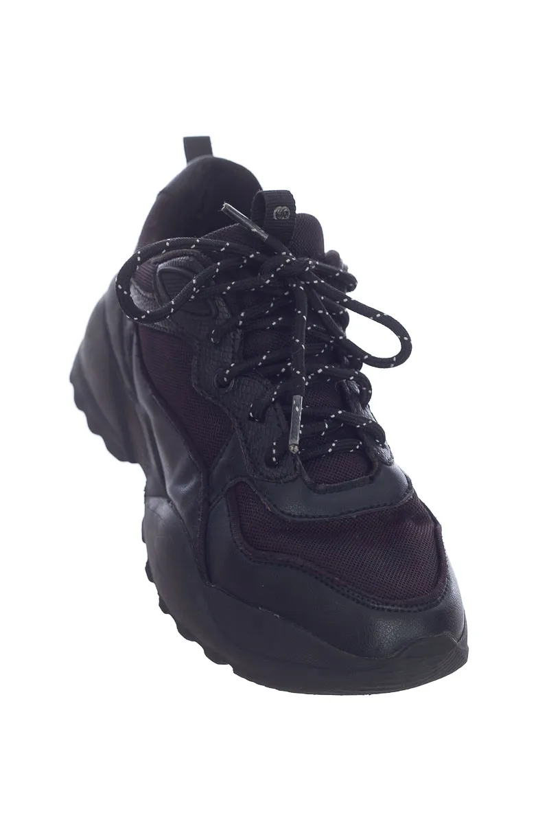 ZAPATOS COLOR NEGRO  SYBILLA